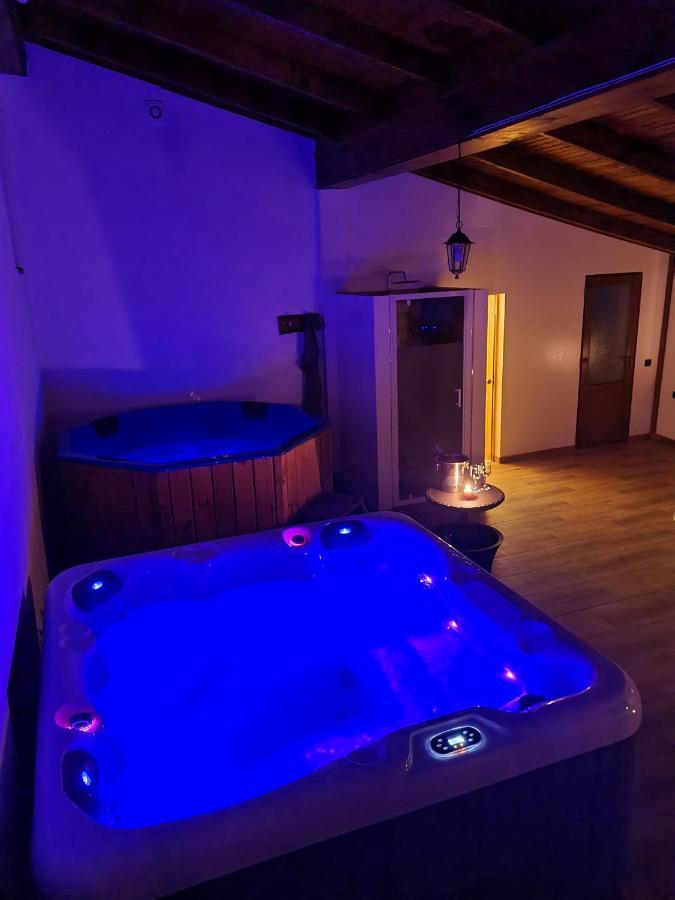Green Mountain Resort Scrind-Frăsinet エクステリア 写真