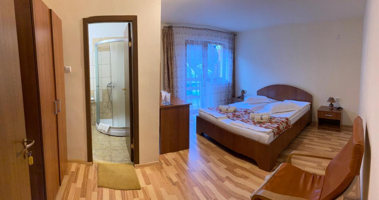 Green Mountain Resort Scrind-Frăsinet エクステリア 写真