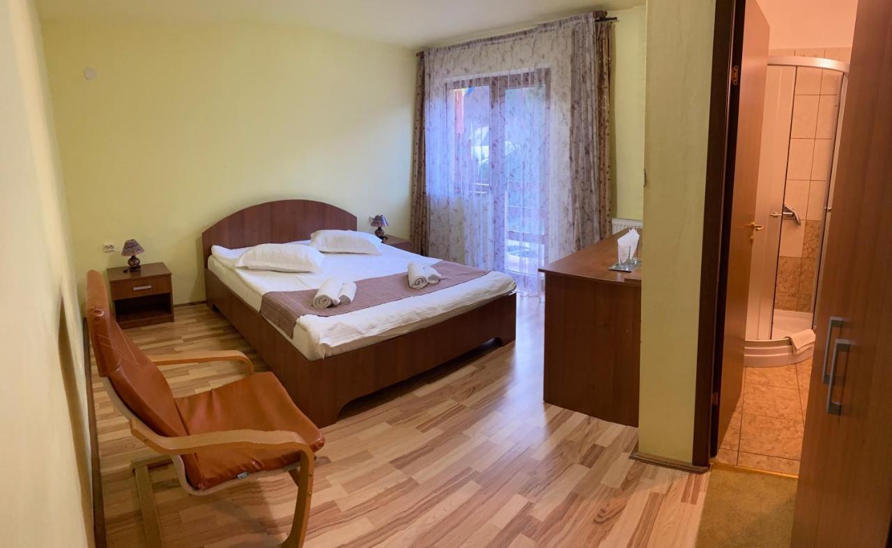 Green Mountain Resort Scrind-Frăsinet エクステリア 写真