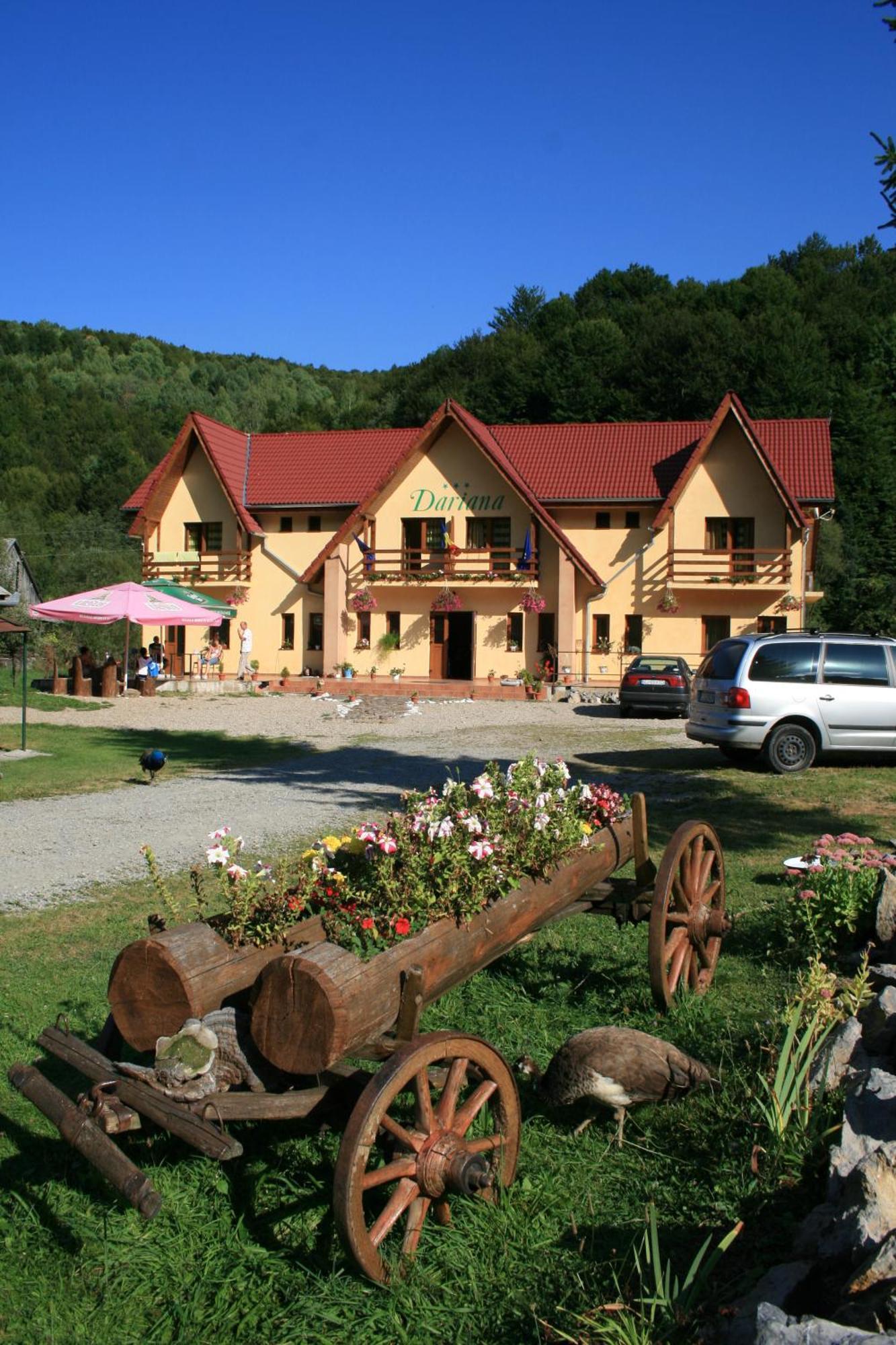 Green Mountain Resort Scrind-Frăsinet エクステリア 写真