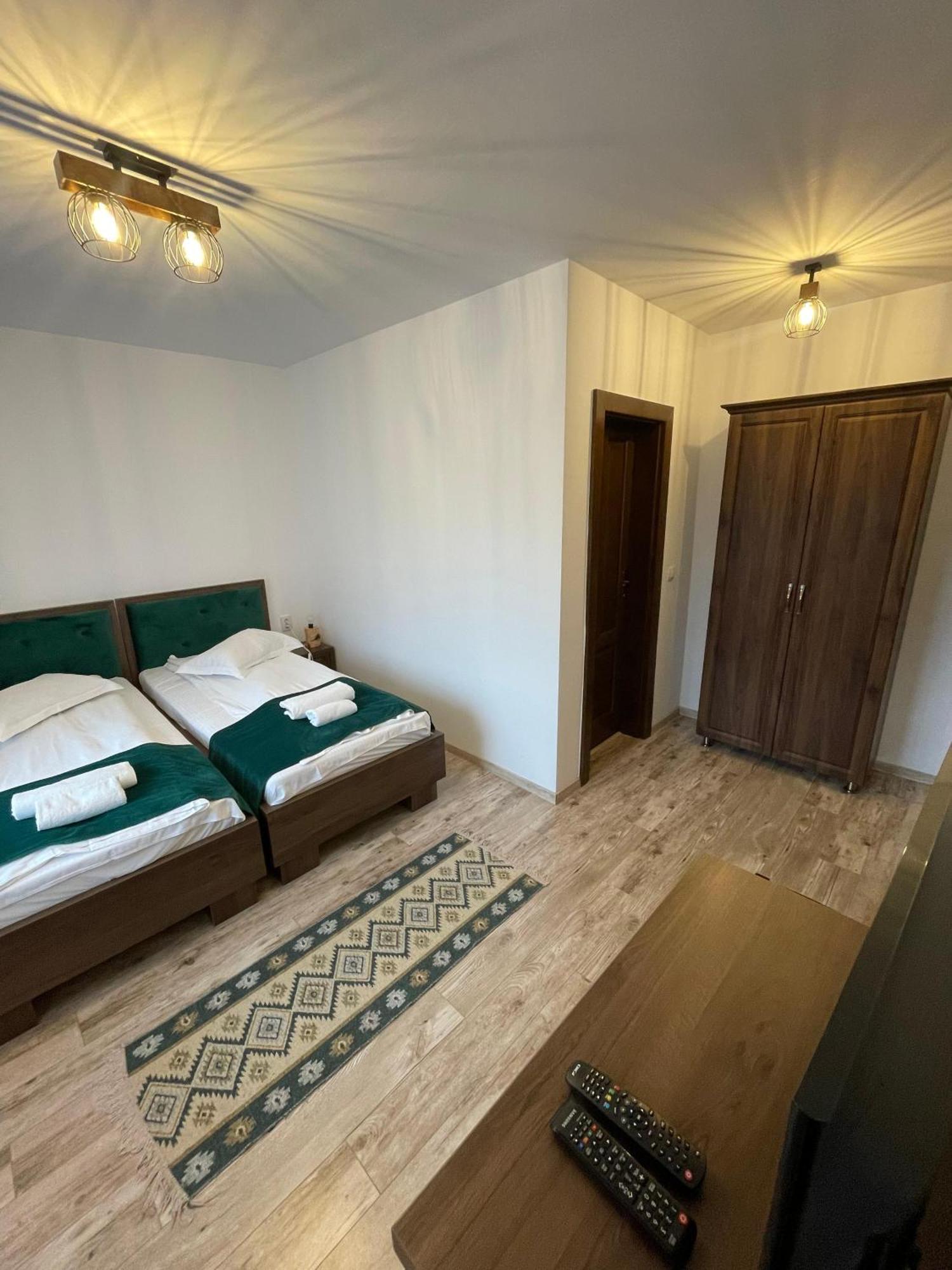 Green Mountain Resort Scrind-Frăsinet エクステリア 写真