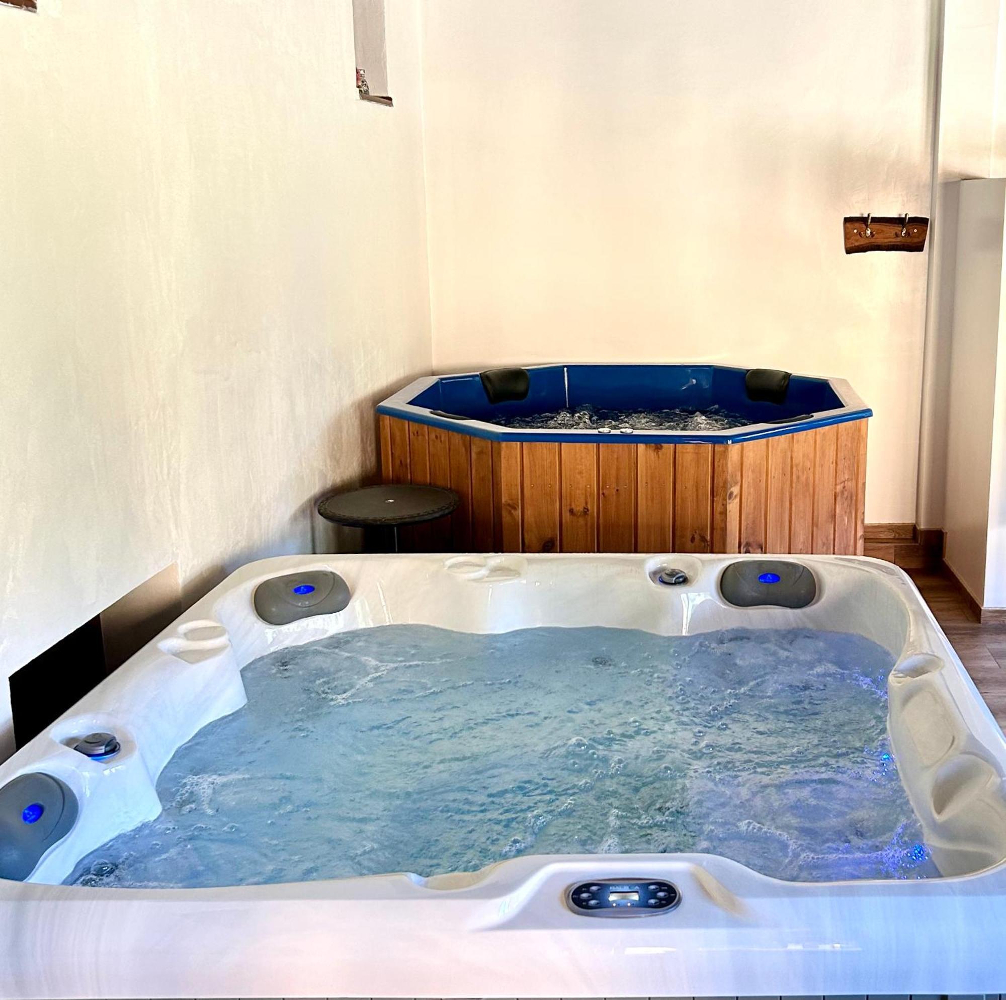 Green Mountain Resort Scrind-Frăsinet エクステリア 写真